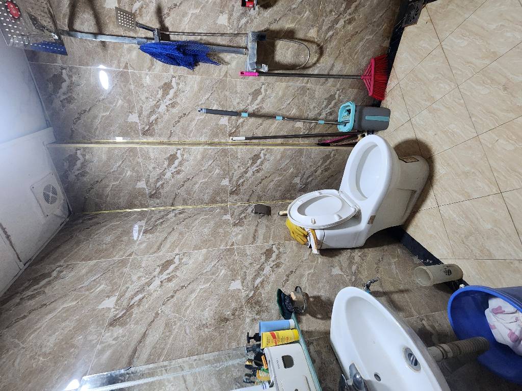 HÀNG XÓM CIPUTRA - 6X TỶ 6 TẦNG NGÕ XE MÁY TRÁNH